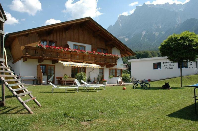 Haus Guem Apartment Ehrwald Bagian luar foto